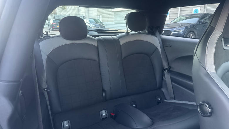 MINI Hatchback 1.5 Cooper Sport 3dr Petrol Hatchback